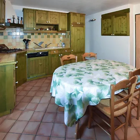 Maison En Pierres *