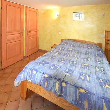 Maison En Pierres * سانت-أمبروا