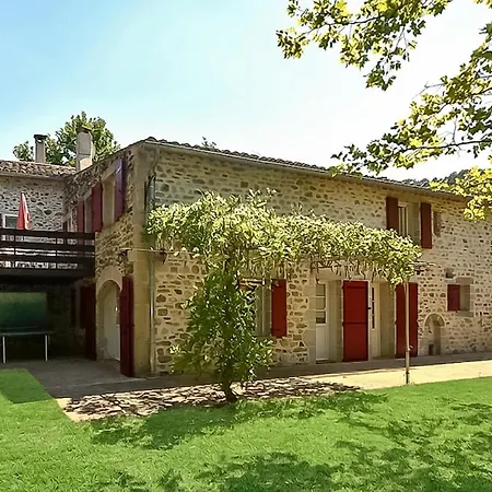 Maison En Pierres بيت للعطل